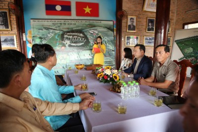 Đoàn đại biểu HĐND tỉnh Sê Kông (Lào) thăm Khu kháng chiến Hạ Lào và Phòng Biên chính miền Nam Trung Bộ