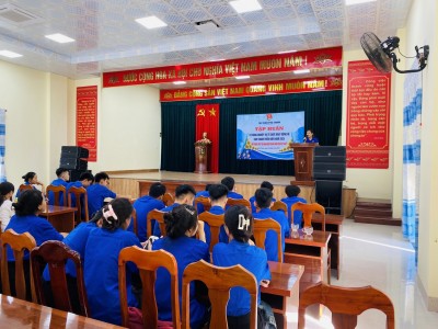 Phú Thịnh tổ chức hội nghị đánh giá công tác Hội và phong trào nông dân 6 tháng đầu năm