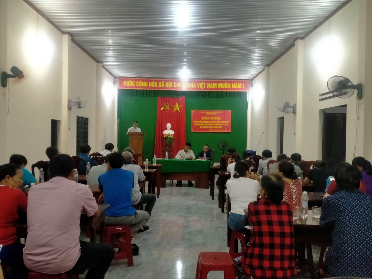 Đảng ủy – UBND – UBMTTQVN thị trấn Phú Thịnh tổ chức hội nghị đối thoại giữa người đứng đầu cấp ủy Đảng, Chính quyền với nhân dân